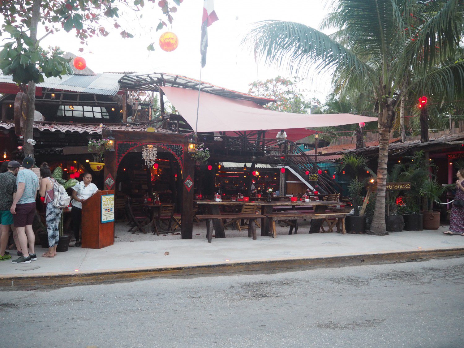 p2133693