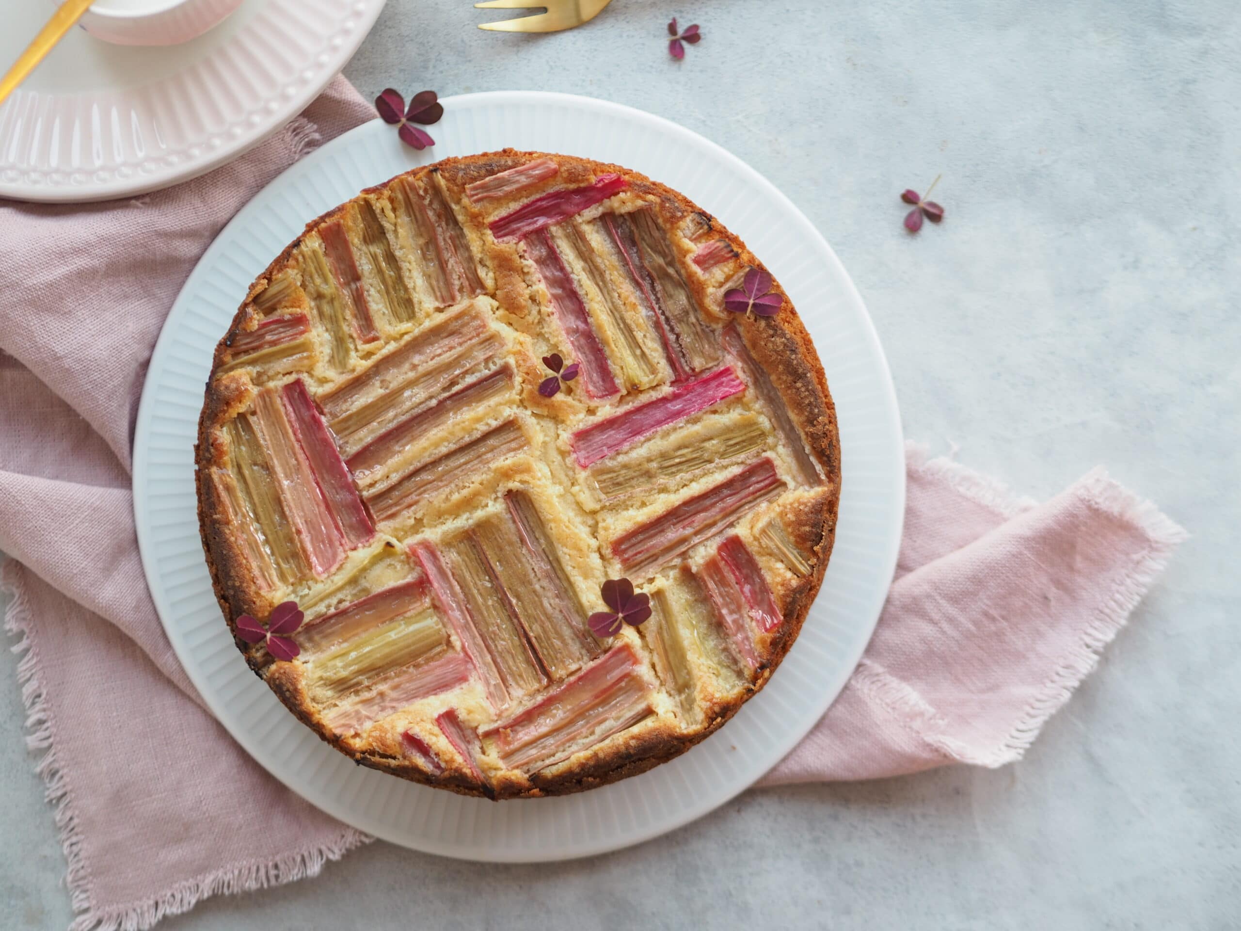 Rabarberkage med marcipan