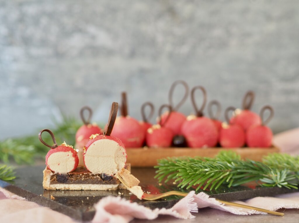 julemazain kirsebaermousse