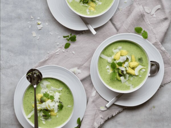 Grøn smoothiebowl // Morgenmad med KitchenAids nye blender