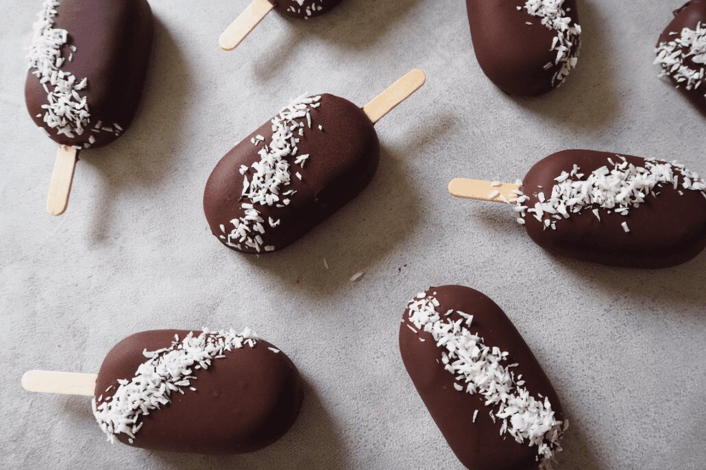 Bountyis m. mørk chokolade
