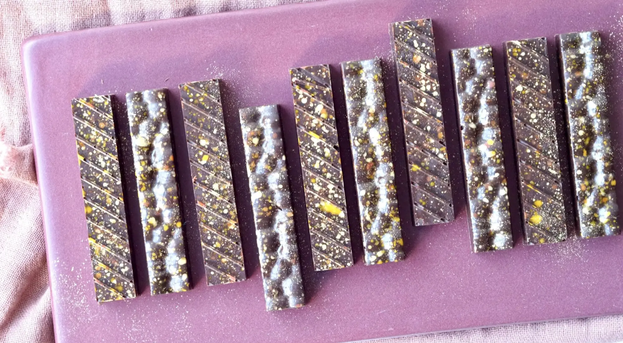Abrikosbarer med chokolade og ingefær