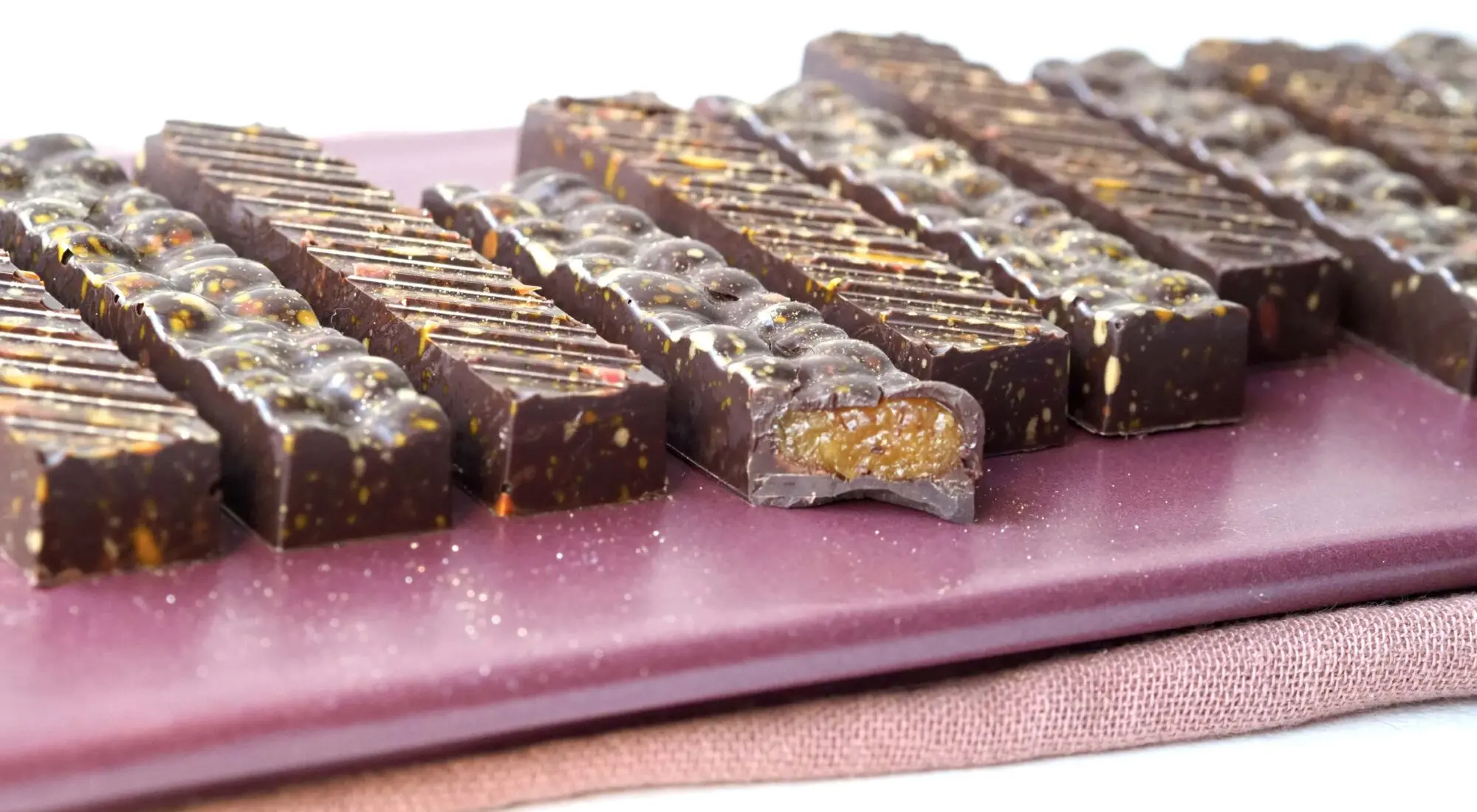 Chokoladebarer med abrikos, ingefær og vanilje