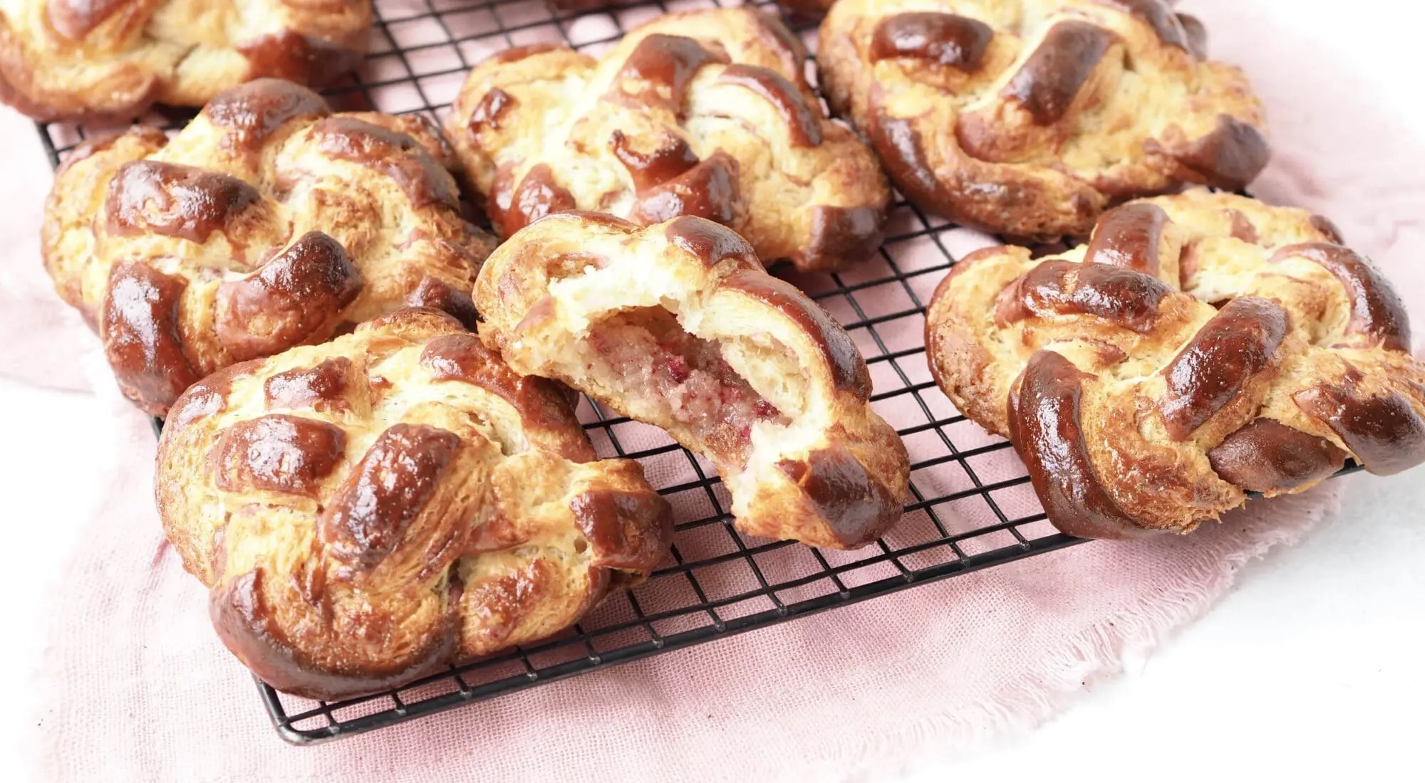 Hindbærwienerbrød