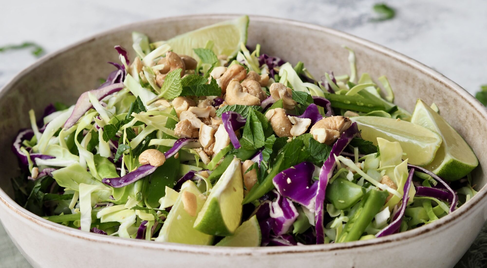 Frisk asiatisk myntesalat