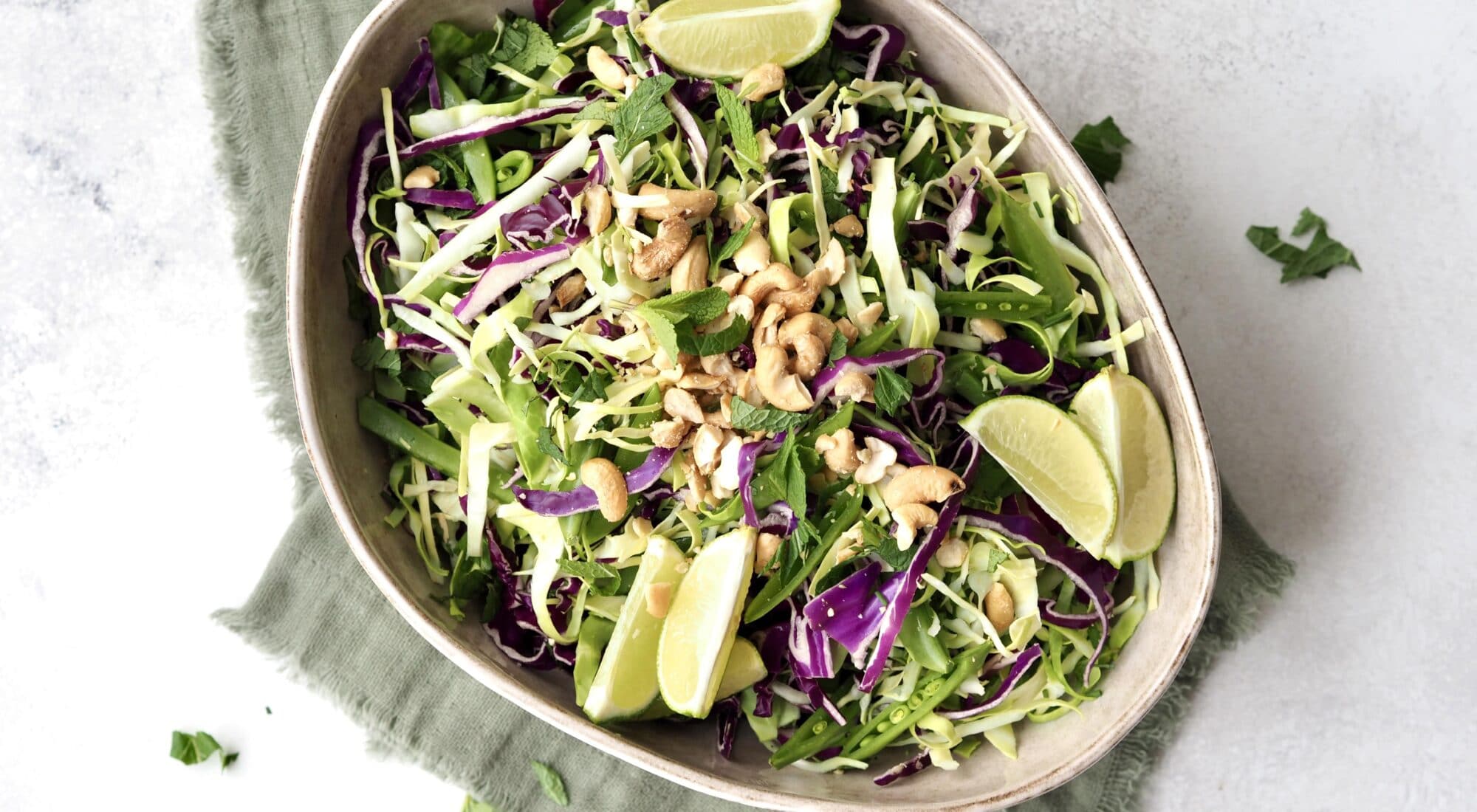 Grøn asiatisk salat