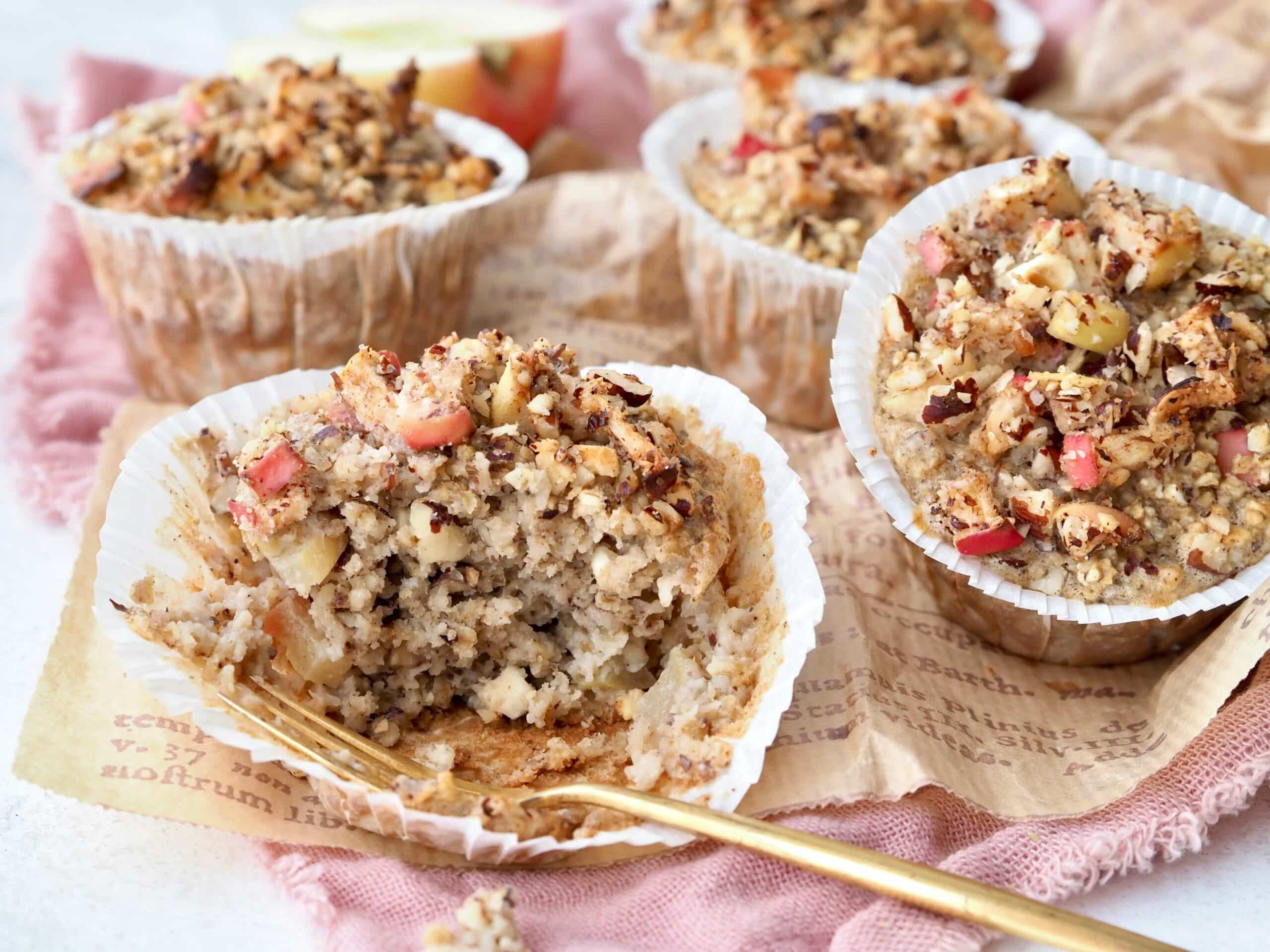 Opstillet billede af morgenmadsmuffins