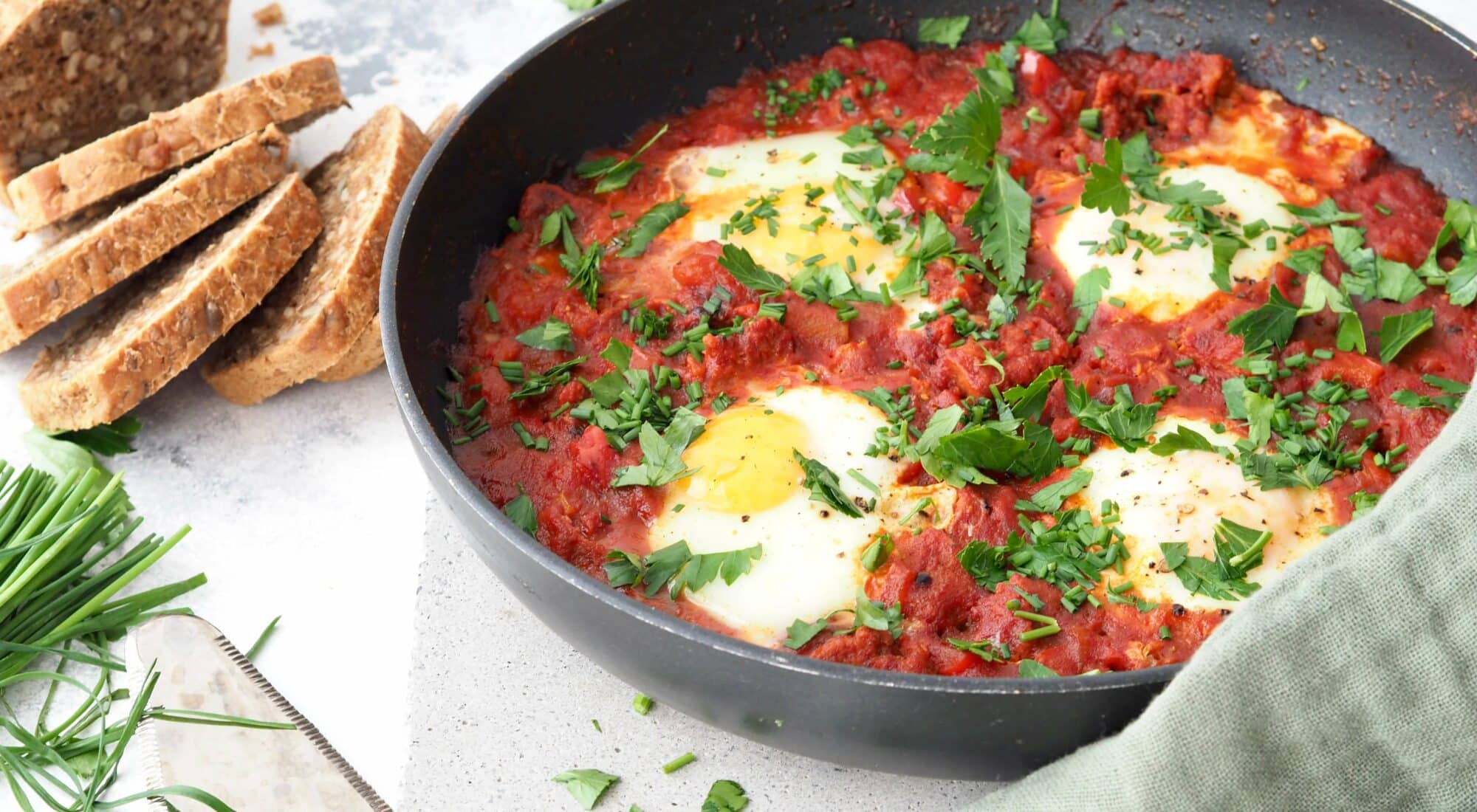 Shakshuka lavet i en pande
