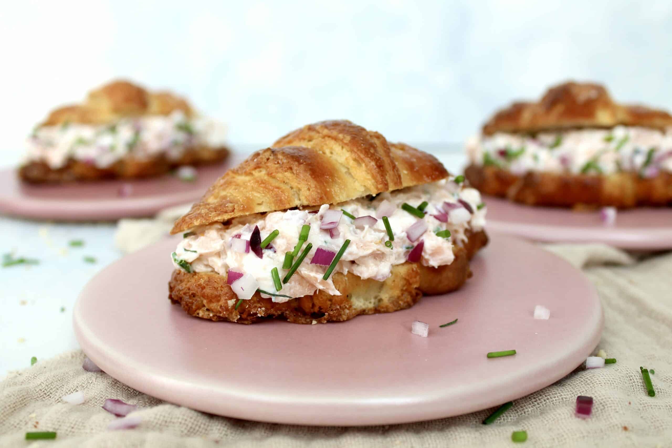 Lakse croissant1-min