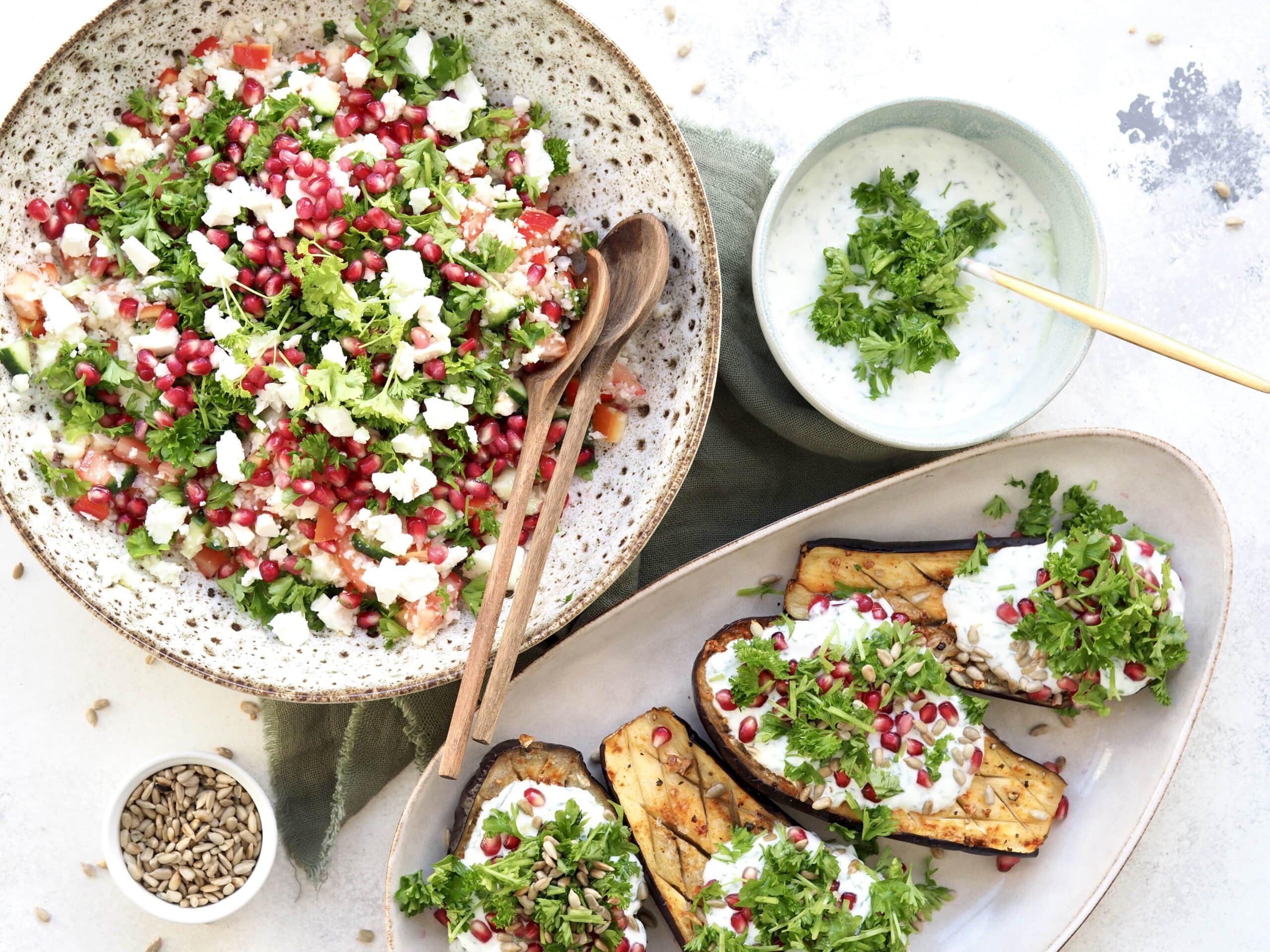 Bagte auberginer og blåmkålsalat-min