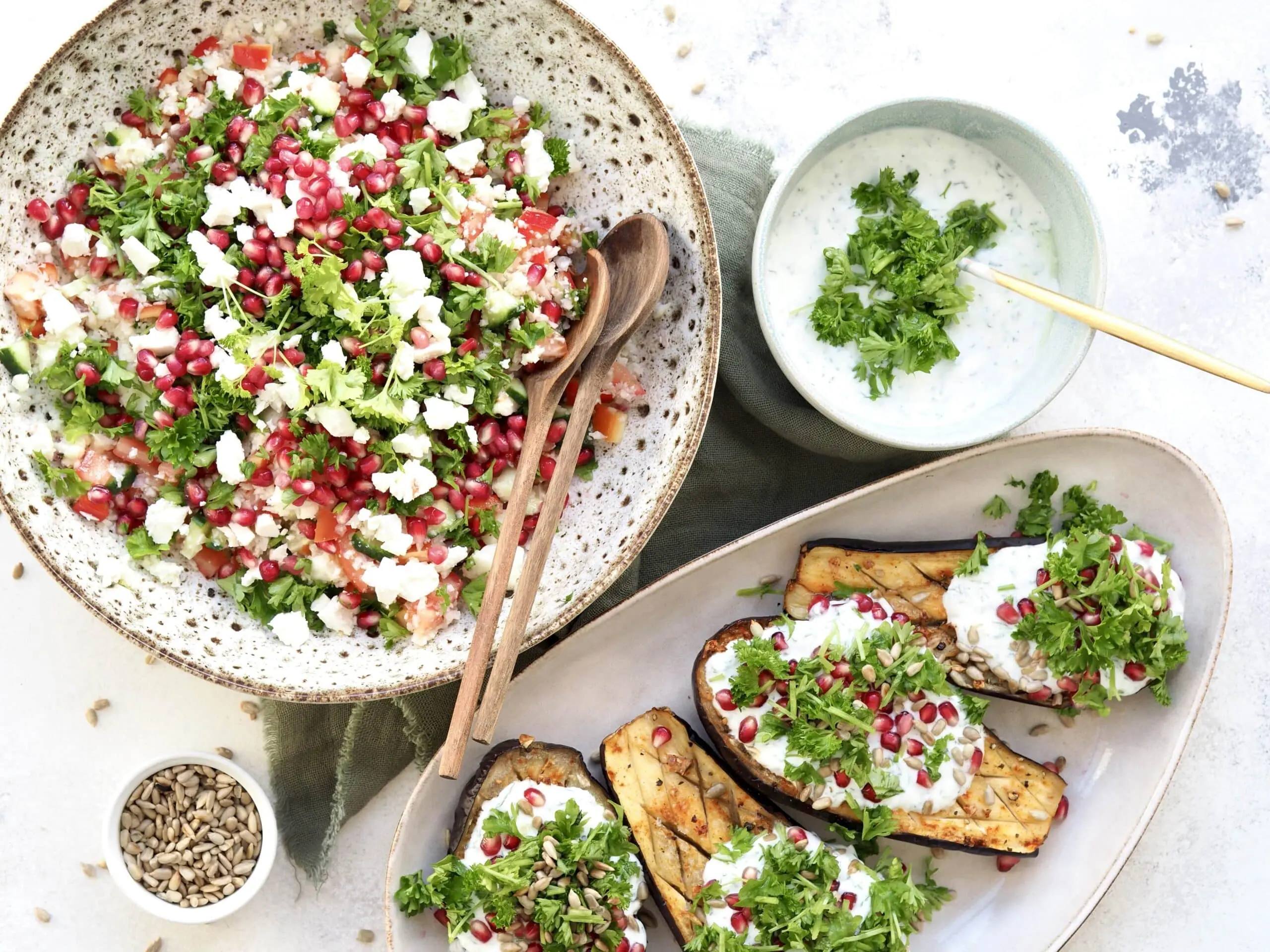 Bagte auberginer og blåmkålsalat-min
